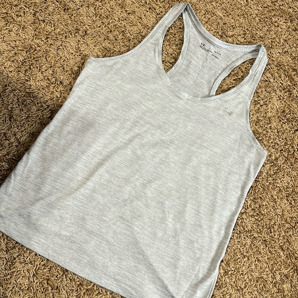 UA tank top